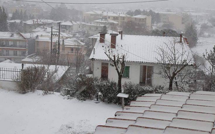 Με αλυσίδες η κυκλοφορία των οχημάτων στη Χαλκιδική