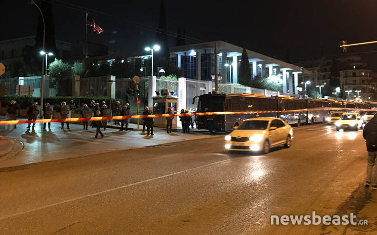 Στην αμερικανική πρεσβεία η αντιφασιστική πορεία