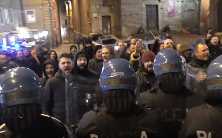Επεισόδια μεταξύ ακροδεξιών και αστυνομικών στην Ιταλική πόλη Ματσεράτα
