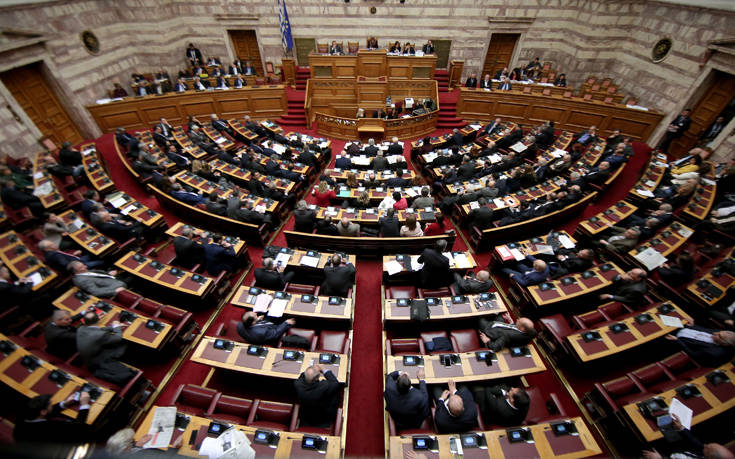 Για δυο χρόνια στο διαδίκτυο τα στοιχεία χορηγών άνω των 5.000 των κομμάτων