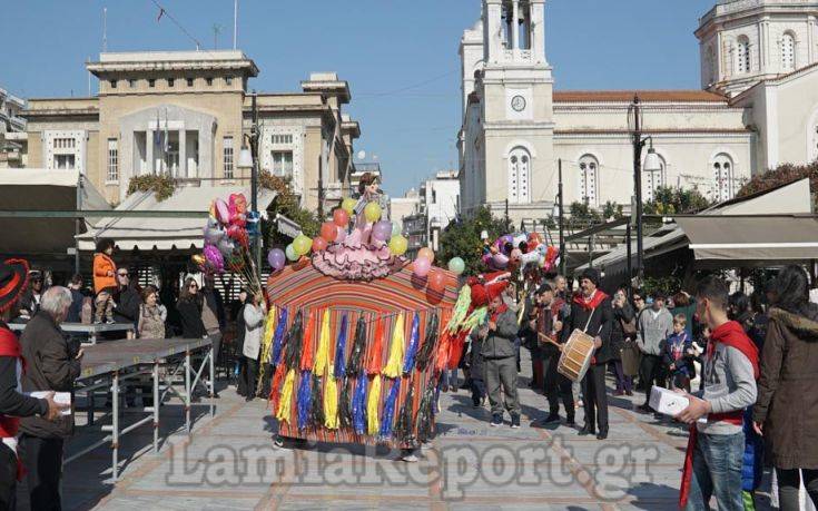 Η «λαμιώτικη γκαμήλα» βγήκε στους δρόμους