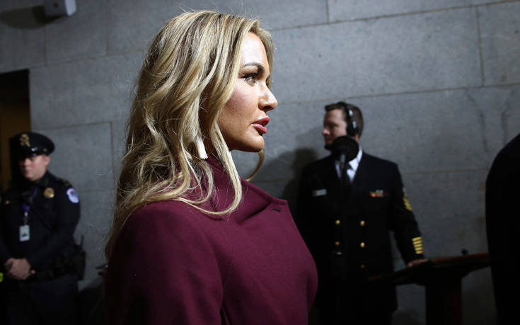 H Βανέσα Τραμπ ήρθε σε επαφή με «ύποπτη λευκή σκονή»