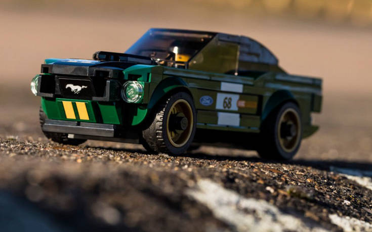 046_DG_Ford_Speed_Champions_Lego_