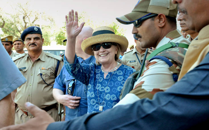 ΧΙΛΑΡΙ ΚΛΙΝΤΟΝ ΙΝΔΙΑ ΧΙΛΑΡΙ ΚΛΙΝΤΟΝ ΙΝΔΙΑ