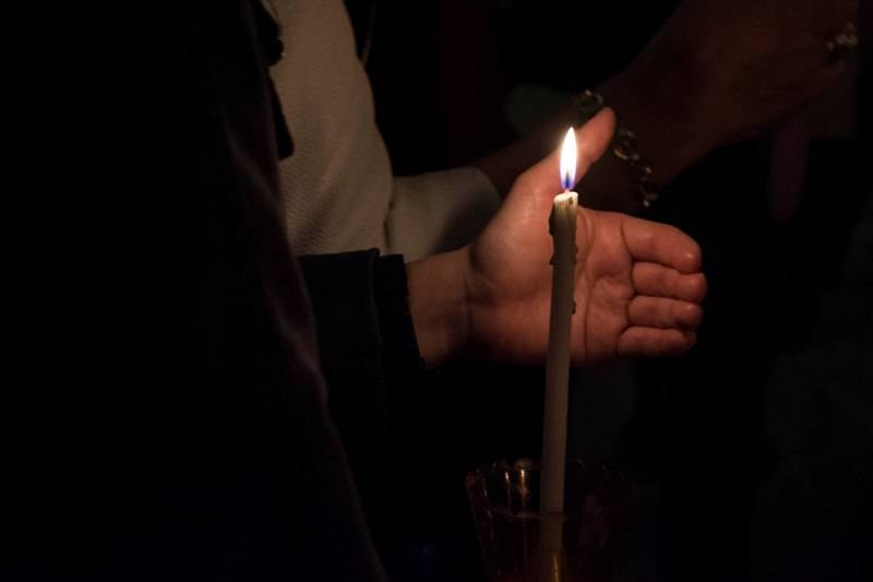 Τρίκαλα: Θρήνος στην κηδεία του 15χρονου που σκοτώθηκε πέφτοντας από την ταράτσα