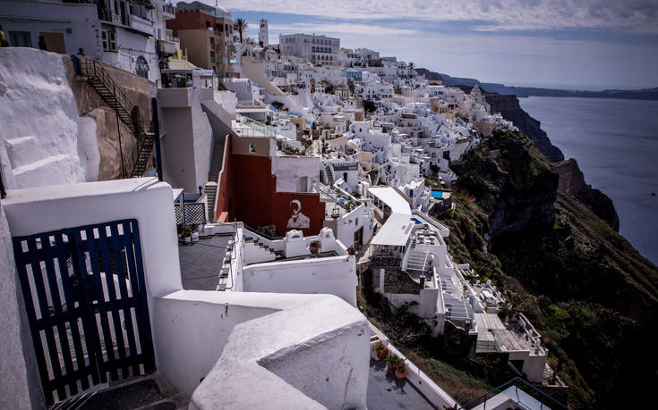 Aνεπηρέαστος έμεινε ο ελληνικός τουρισμός από τα πρόσφατα γεγονότα σε Κινέτα και Μάτι