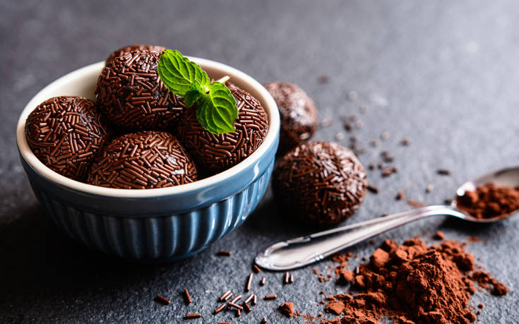 Σοκολατένια brigadeiros