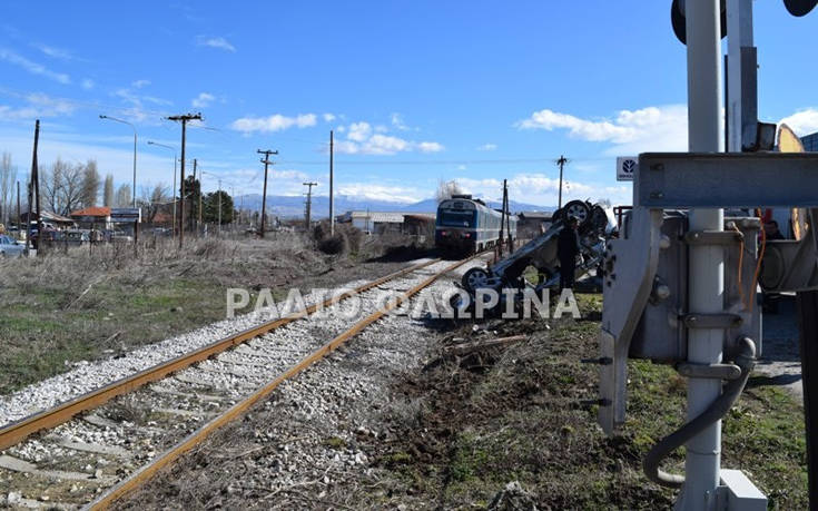 Σύγκρουση τρένου με αυτοκίνητο στη Φλώρινα