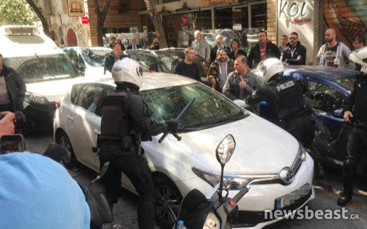 Νέα ένταση με τους ταξιτζήδες στο Σύνταγμα