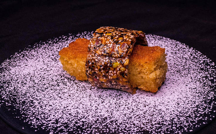 akmi1166026 akmi1166026