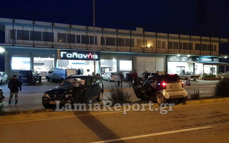 Τριπλή καραμπόλα σε παράδρομο της Αθηνών-Λαμίας με τραυματισμό οδηγού