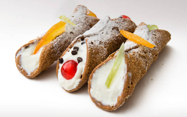 Cannoli με λεμόνι