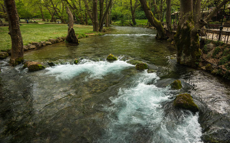 ΝΑΟΥΣΑ ΚΑΤΑΡΡΑΚΤΕΣ