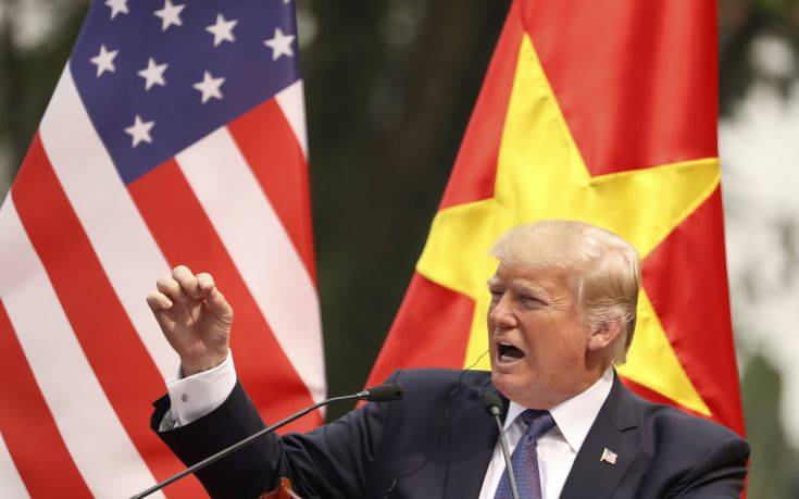 Με δασμούς ύψους 500 δισ. δολαρίων απειλεί την Κίνα ο Τραμπ