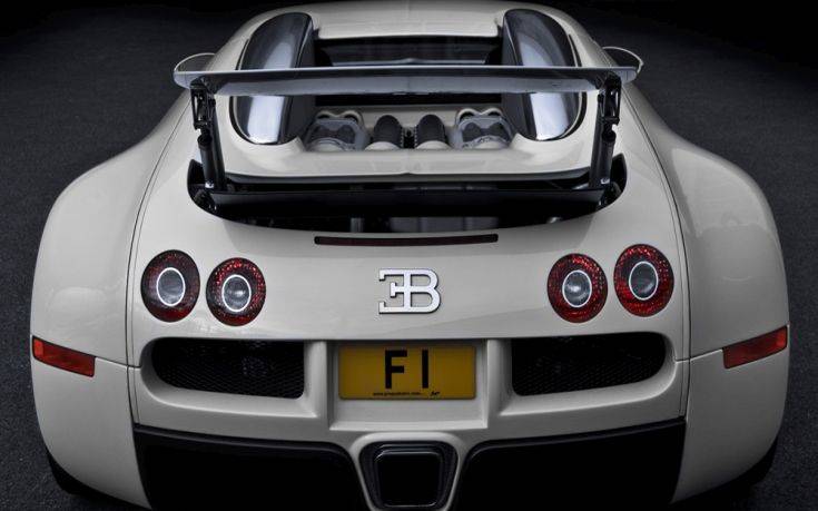 Η πινακίδα κυκλοφορίας που κοστίζει όσο 8 Bugatti Veyron