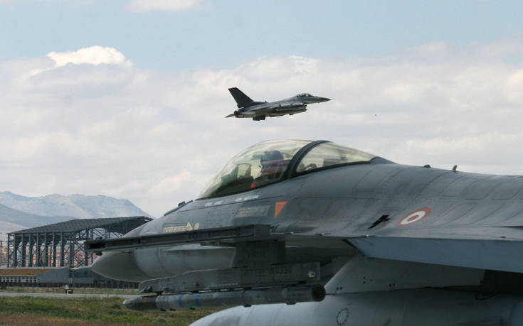 Δυο τουρκικά F-16 πέταξαν πάνω από την Κίναρο