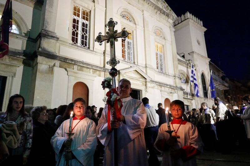 «Σεισμός», «Μπότηδες» και «Μαστέλα», τα μοναδικά έθιμα των Κερκυραίων