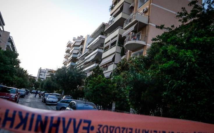 Συγκλονίζει η υπόθεση με την 22χρονη που άφησε το βρέφος της στον ακάλυπτο στη Νέα Σμύρνη