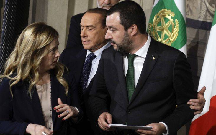 Παραδόθηκε η διερευνητική εντολή για σχηματισμό κυβέρνησης στην Ιταλία