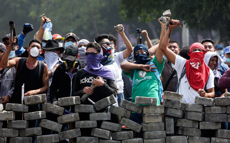 AP_18112008898629 AP_18112008898629