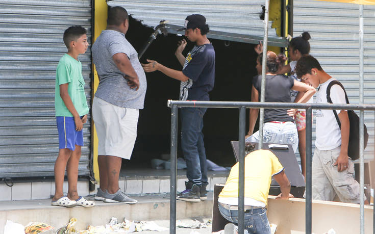 AP_18112751232412 AP_18112751232412