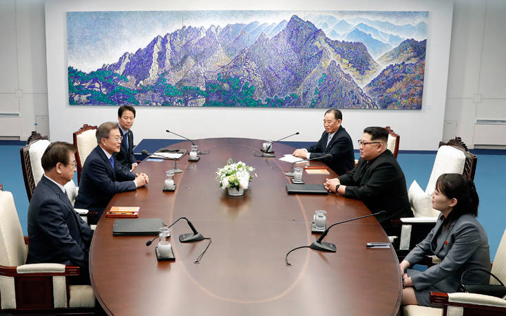 Κοινή ανακοίνωση συντάσσουν οι ηγέτες Βόρειας και Νότιας Κορέας