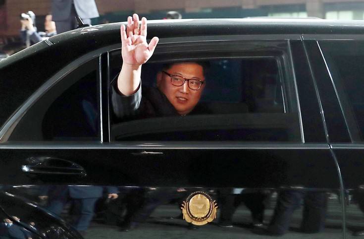 Κιμ Γιονγκ Ουν, ο «αδίστακτος νταής» και τα αστεία με τις πρωινές εκτοξεύσεις πυραύλων