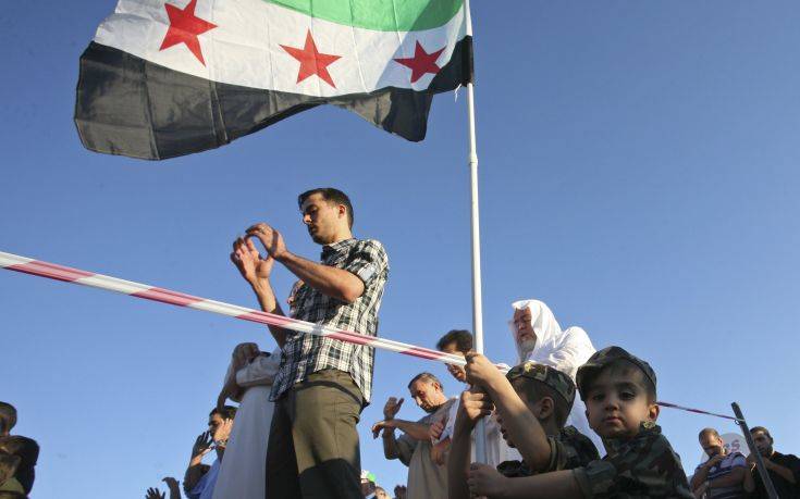 Τα μέλη της Τζάις αλ Ισλάμ άρχισαν να αποχωρούν από την Ντούμα