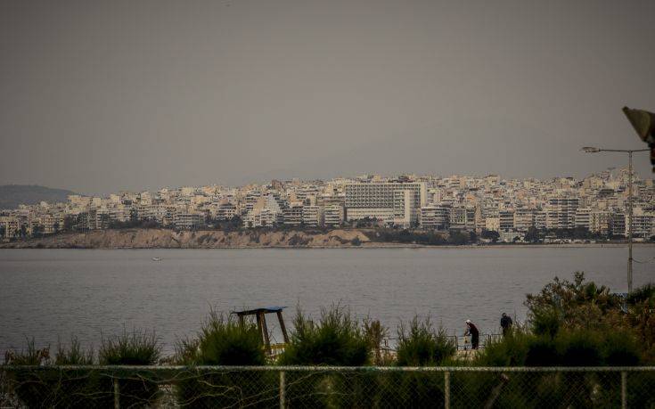 Σε κλοιό αφρικανικής σκόνης η Αθήνα