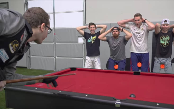 Κόλπα από τους μάστερ του μπιλιάρδου