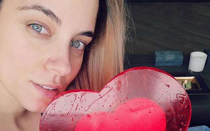 Η πρώτη selfie της Δούκισσας μετά τη γέννηση του γιου της