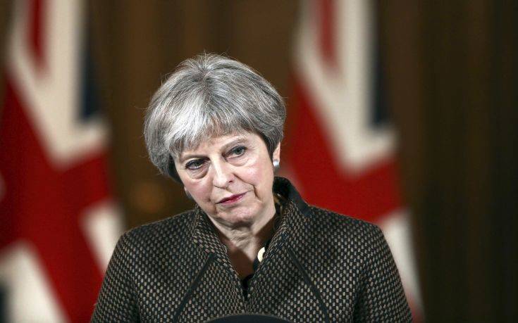 Μέι: Το Brexit συνεχίζει να σημαίνει Brexit