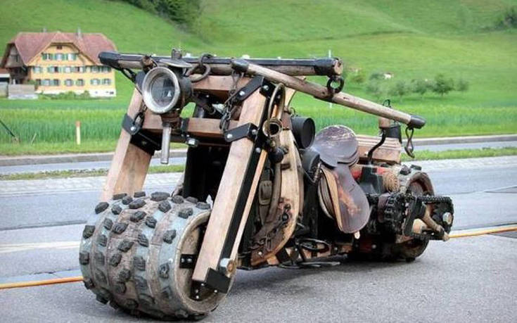 Των δρόμων τα παράξενα