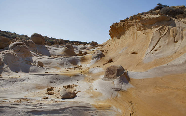 ΛΗΜΝΟΣ ΦΑΡΑΚΛΟ
