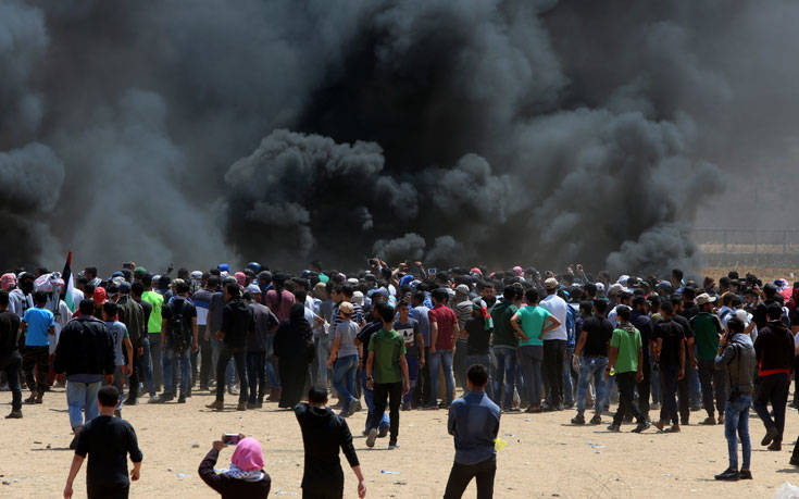 Εγκαίνια στην Ιερουσαλήμ, χάος και θάνατος στη Λωρίδα της Γάζας