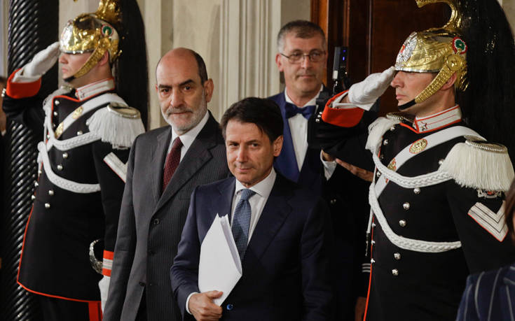 Η νέα κυβέρνηση της Ιταλίας που αναλαμβάνει να δανειστεί 250 δισ. ευρώ μόνο για φέτος