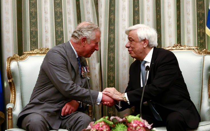 ΚΑΡΟΛΟΣ ΚΑΜΙΛΑ ΚΑΡΟΛΟΣ ΚΑΜΙΛΑ