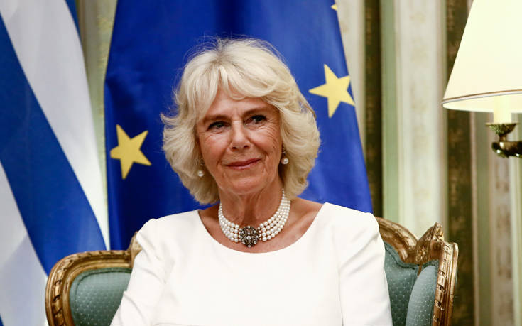 ΚΑΡΟΛΟΣ ΚΑΜΙΛΑ ΚΑΡΟΛΟΣ ΚΑΜΙΛΑ