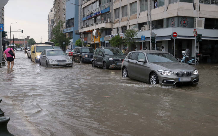 ΕΥΑΘ: Απολύτως ασφαλές το νερό που δίνουμε στη Θεσσαλονίκη