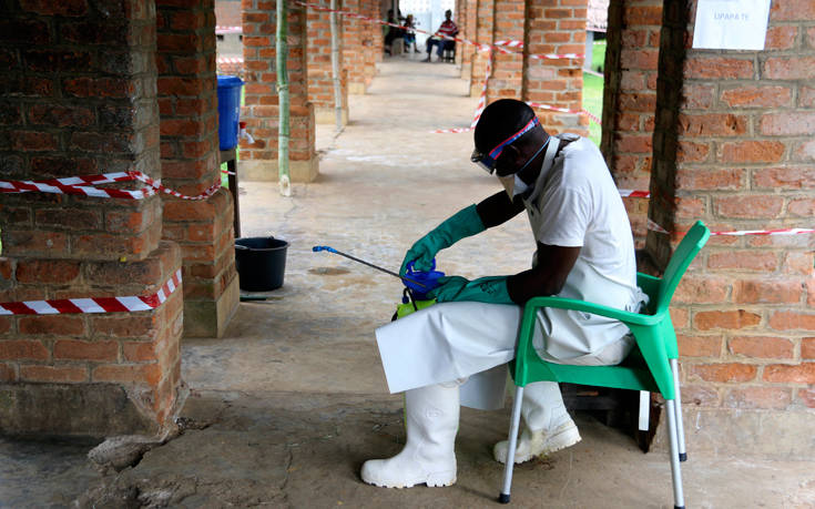 Καθησυχαστικός ο ΠΟΥ για το ξέσπασμα του Έμπολα στο Κονγκό
