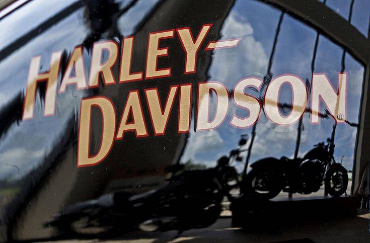 Ο Τραμπ τα έβαλε τώρα με την… Harley-Davidson