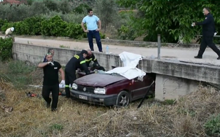 Αυτοκίνητο σφήνωσε κάτω από γεφυράκι κοντά στο Ναύπλιο, νεκρός ο οδηγός