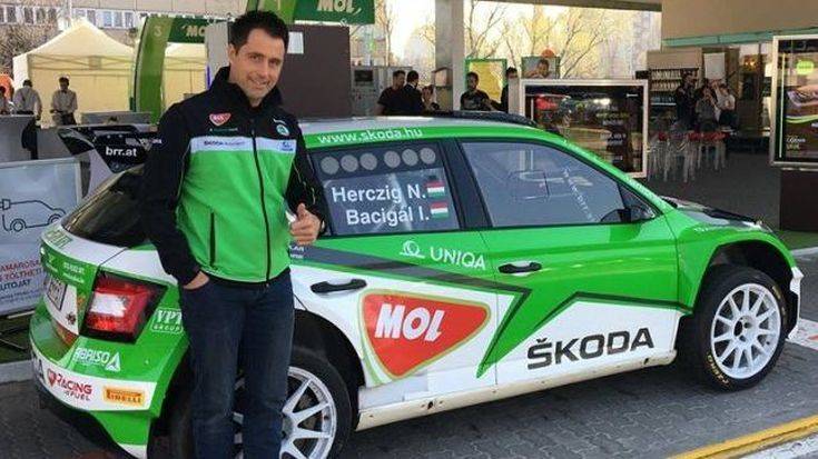 herczig_csapat_02_fit_790x10000-e1517318686648 herczig_csapat_02_fit_790x10000-e1517318686648