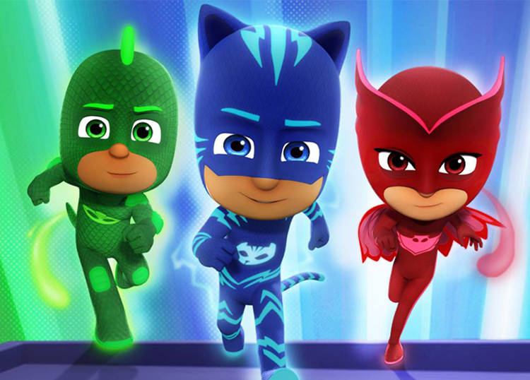 ΗΡΩΕΣ ΜΕ ΠΙΤΖΑΜΕΣ