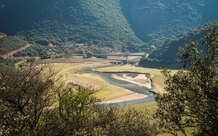 ΛΙΜΝΗ ΛΑΔΩΝΑ ΛΙΜΝΗ ΛΑΔΩΝΑ