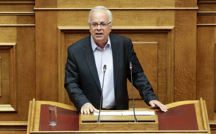 Αποστόλου: Ο Μητσοτάκης δέσμιος στη γραμμή που επιβάλλουν οι ακραίοι της ΝΔ