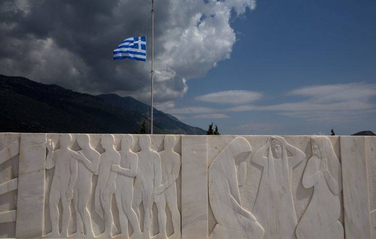 Κορυφώθηκαν οι εκδηλώσεις μνήμης για τη σφαγή του Διστόμου