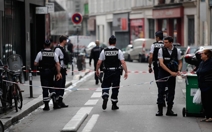 Έρευνα για βόμβα σε ύποπτο όχημα σε κεντρικό δρόμο του Παρισιού
