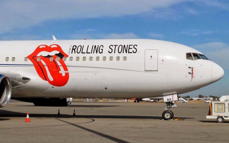 Το Boeing 767 των Rolling Stones προσγειώθηκε… ξαφνικά στη Σκιάθο