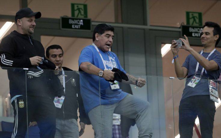 Η FIFA βάζει χέρι στον Μαραντόνα για τις χειρονομίες